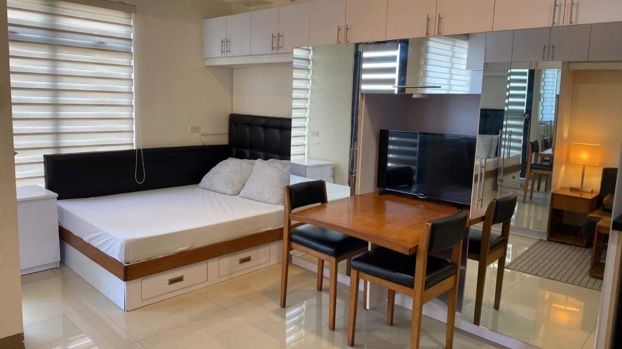 Mabolo Garden Flat A6 With Free Rooftop Pool 세부 외부 사진