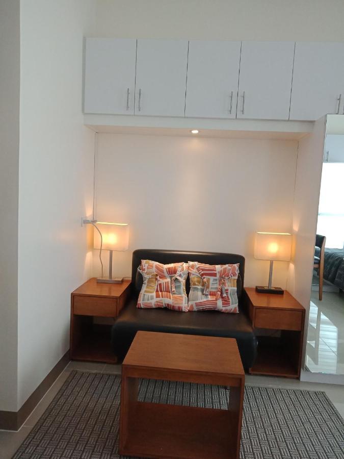 Mabolo Garden Flat A6 With Free Rooftop Pool 세부 외부 사진