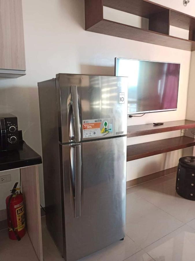 Mabolo Garden Flat A6 With Free Rooftop Pool 세부 외부 사진
