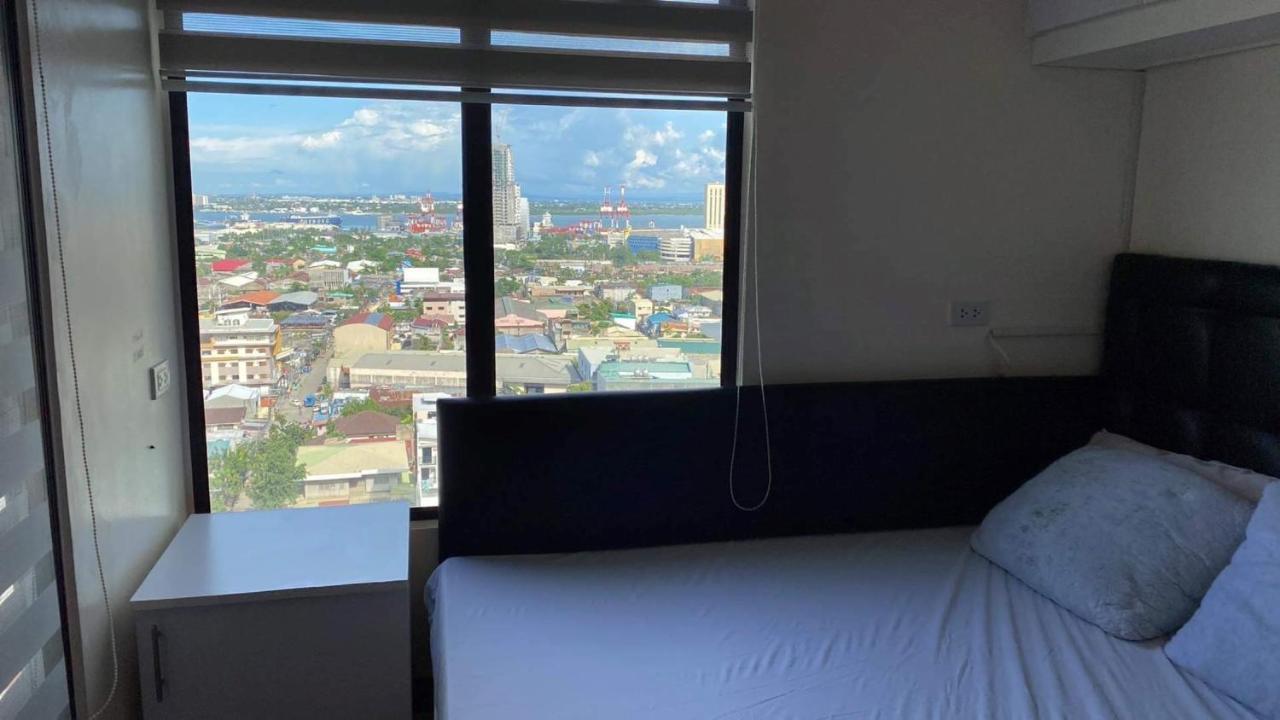 Mabolo Garden Flat A6 With Free Rooftop Pool 세부 외부 사진