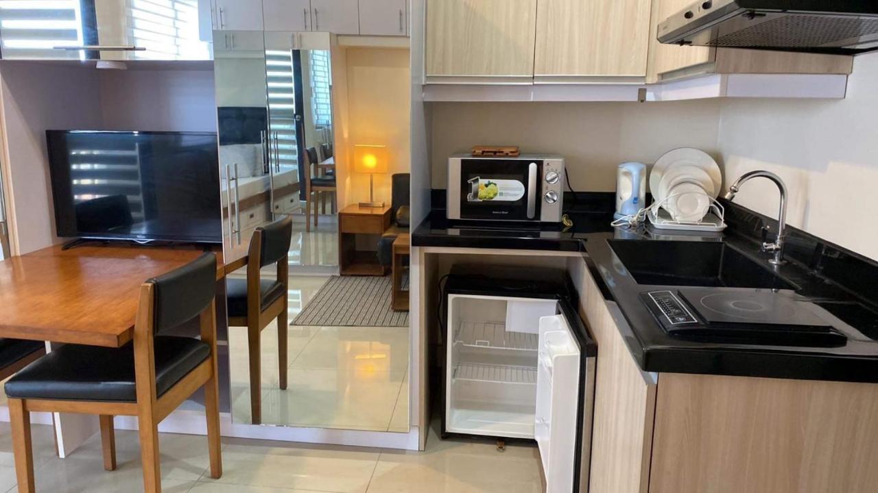 Mabolo Garden Flat A6 With Free Rooftop Pool 세부 외부 사진