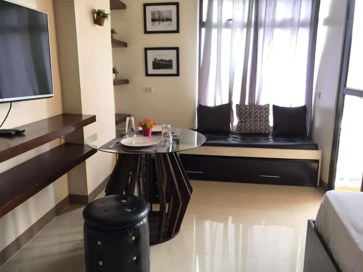 Mabolo Garden Flat A6 With Free Rooftop Pool 세부 외부 사진