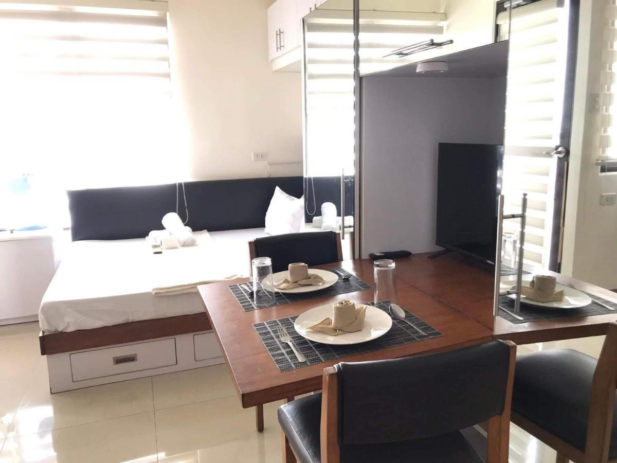 Mabolo Garden Flat A6 With Free Rooftop Pool 세부 외부 사진