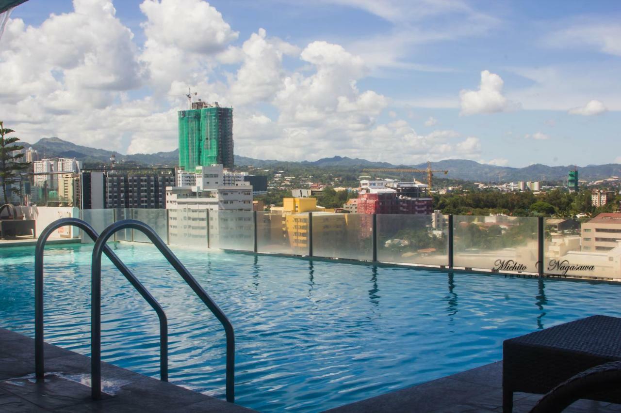Mabolo Garden Flat A6 With Free Rooftop Pool 세부 외부 사진